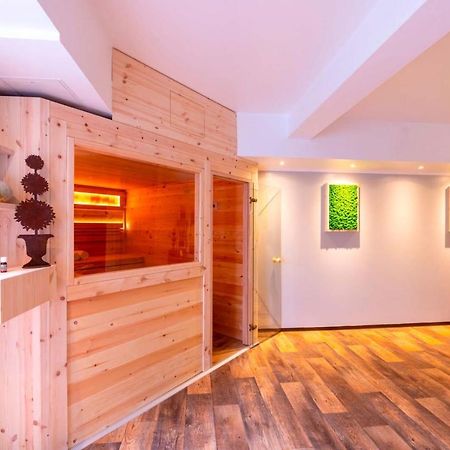 Zur Post Kuemmersbruck Hotel & Tiny Houses Esterno foto