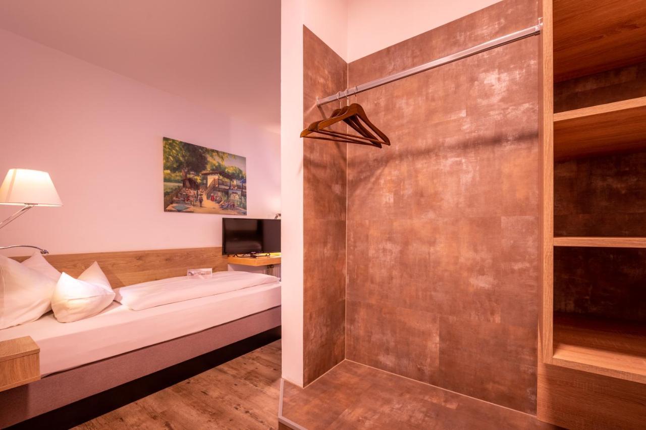 Zur Post Kuemmersbruck Hotel & Tiny Houses Esterno foto