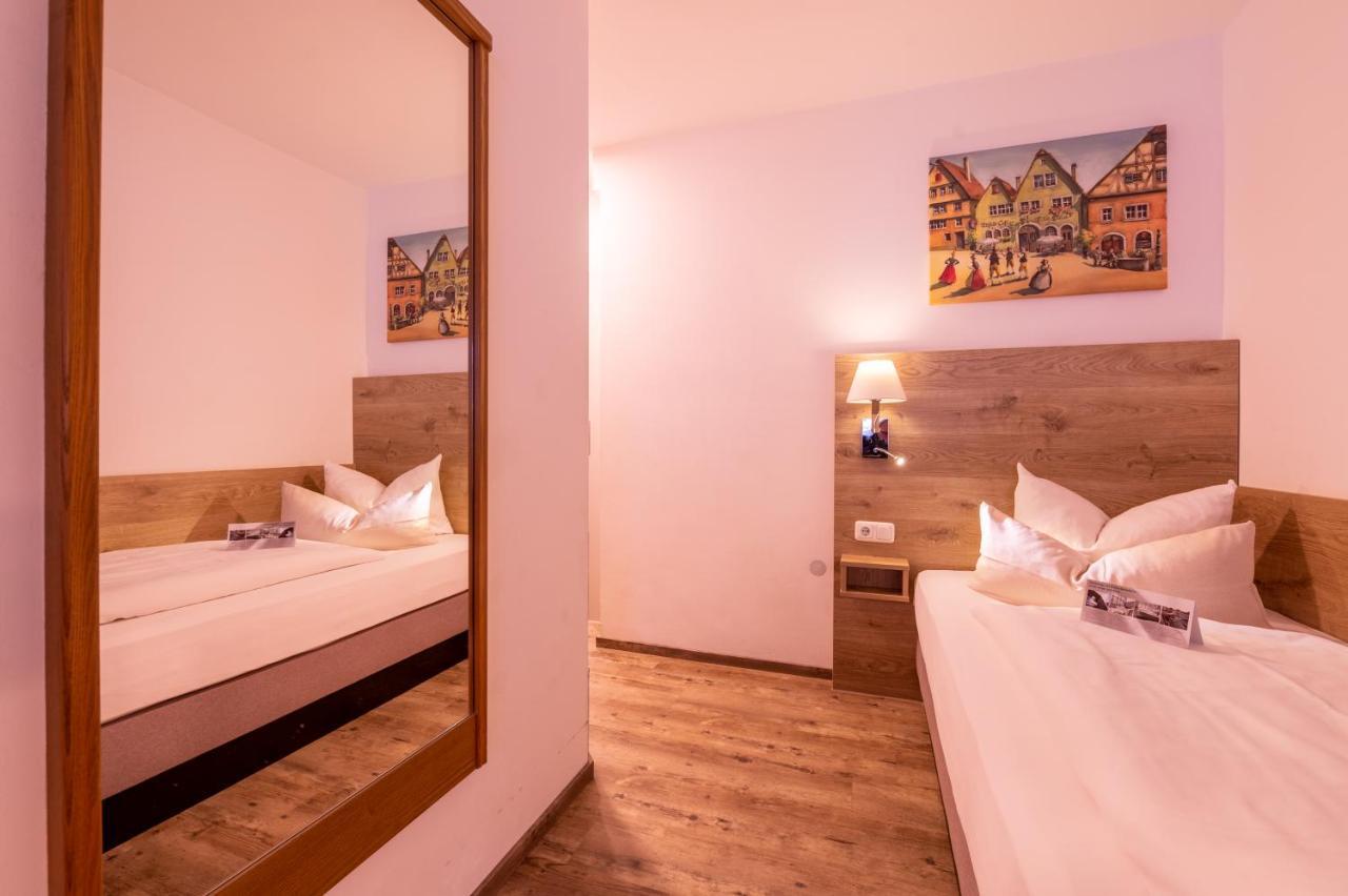 Zur Post Kuemmersbruck Hotel & Tiny Houses Esterno foto